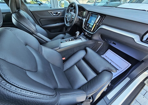 Volvo V60 Cross Country cena 105900 przebieg: 136000, rok produkcji 2019 z Ostrołęka małe 667